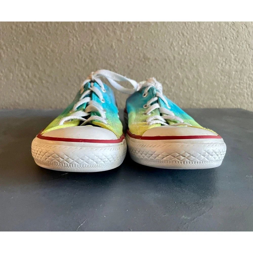 Youth Rainbow All Star Converse Size 1.5